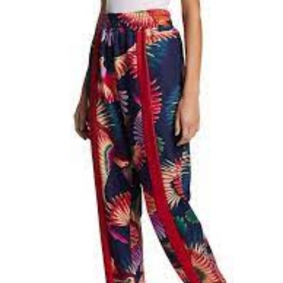 FARM Rio Colorful Toucan Sweatpants - Picture 14 of 15